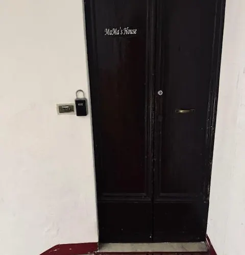 Apartament Mama's House *